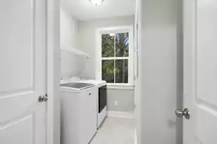 710 Riverland Dr, Charleston, SC 29412 - Photo 16