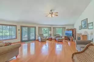 395 Summerset Ln, Summerville, SC 29483 - Photo 16