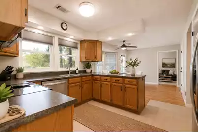 1406 Diamond Boulevard, Mount Pleasant, SC 29466 - Photo 6