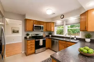 1406 Diamond Blvd, Mount Pleasant, SC 29466 - Photo 6