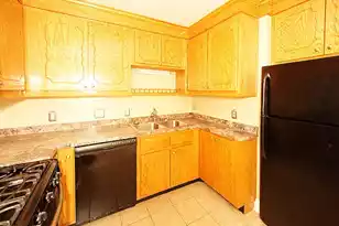 995 King St, Charleston, SC 29403 - Photo 8