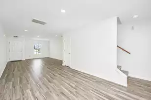 142 Avalon Rd, Summerville, SC 29483 - Photo 10