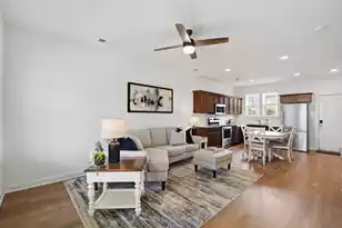 589 Blueway Ave, Summerville, SC 29486 - Photo 4