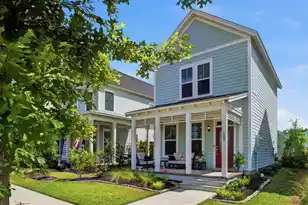 589 Blueway Ave, Summerville, SC 29486 - Photo 2
