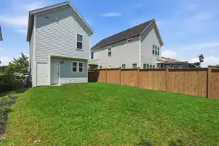 589 Blueway Ave, Summerville, SC 29486 - Photo 26