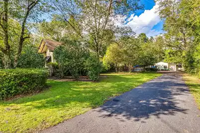 504 Raysor Street W, Saint George, SC 29477 - Photo 4