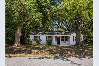 1412 Pocahontas Street, Mount Pleasant, SC 29464 - Photo 1