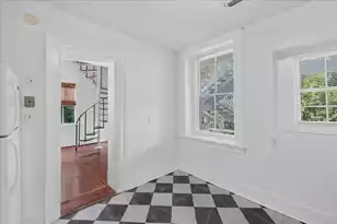 65 Vanderhorst St #F, Charleston, SC 29403 - Photo 8