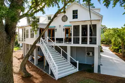 227 Palmetto Bluff, Mount Pleasant, SC 29464 - Photo 6