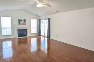 105 Parish Parc Dr, Summerville, SC 29485 - Photo 4