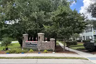 2108 Promenade Ct, Mount Pleasant, SC 29466 - Photo 8