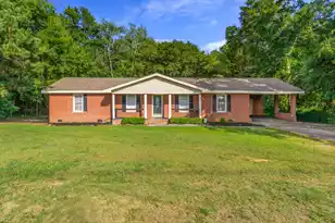 2123 Shillings Bridge Rd, Orangeburg, SC 29115 - Photo 1