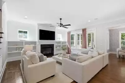 1505 Lindsey Creek Drive, Mount Pleasant, SC 29466 - Photo 22