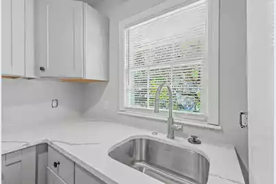 119 Drake Street #D, Charleston, SC 29403 - Photo 8