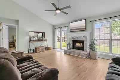 117 Hopper Drive, Summerville, SC 29486 - Photo 2