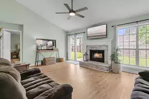 117 Hopper Dr, Summerville, SC 29486 - Photo 2