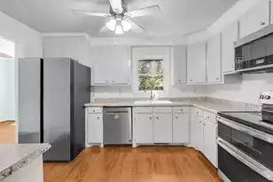 107 Westminster Ave, Summerville, SC 29485 - Photo 12