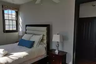 4 Marion St, Charleston, SC 29403 - Photo 18
