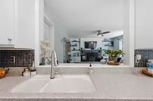 38 Hampton Dr S, Charleston, SC 29407 - Photo 10