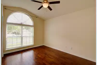 302 Coosawatchie Street, Summerville, SC 29485 - Photo 10