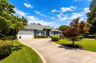 133 Saluda Dr, Santee, SC 29142 - Photo 2