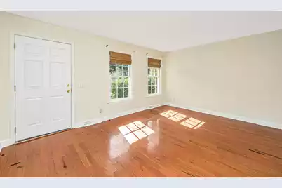 951 Cottingham Drive, Mount Pleasant, SC 29464 - Photo 4
