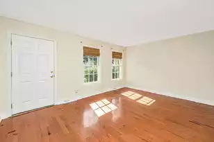 951 Cottingham Dr, Mount Pleasant, SC 29464 - Photo 4