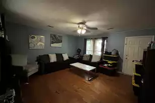 4703 Bennington Pl, North Charleston, SC 29420 - Photo 2