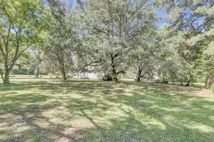 1736 Central Ave, Summerville, SC 29483 - Photo 24