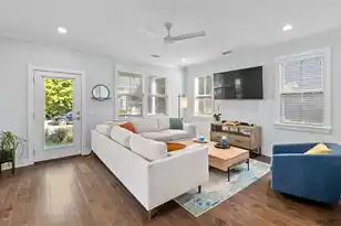 5126 Celtic Dr, North Charleston, SC 29405 - Photo 2