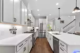 5126 Celtic Dr, North Charleston, SC 29405 - Photo 8