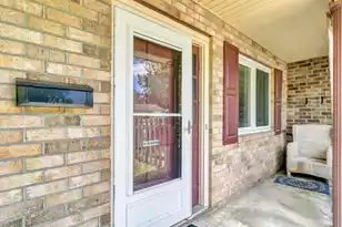 5038 Foxwood Dr, North Charleston, SC 29418 - Photo 4