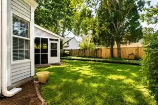 1281 Horseshoe Bend, Mount Pleasant, SC 29464 - Photo 8