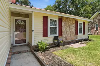 106 Cambell Court, Summerville, SC 29486 - Photo 4