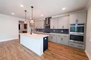 203 Plowden Ml Ct, Summerville, SC 29485 - Photo 2