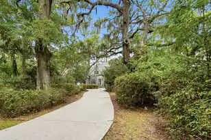 2335 Eades Ln, Charleston, SC 29414 - Photo 2