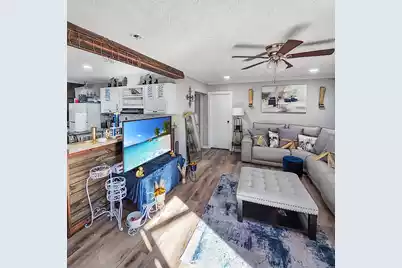 1105 Peacock Street, Manning, SC 29102 - Photo 6