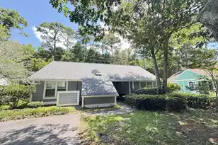 1124 Honeysuckle Ct, Mount Pleasant, SC 29464 - Photo 18