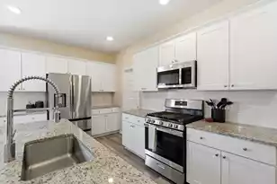 2110 Longhorn Ln, Summerville, SC 29485 - Photo 12
