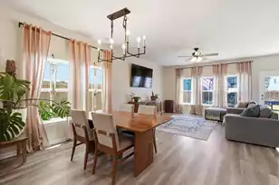 2110 Longhorn Ln, Summerville, SC 29485 - Photo 2