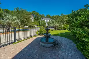 1466 Hollenberg Ln, Mount Pleasant, SC 29466 - Photo 40