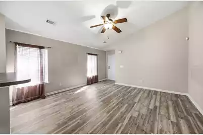 8765 Mahi Mahi Way, North Charleston, SC 29406 - Photo 6