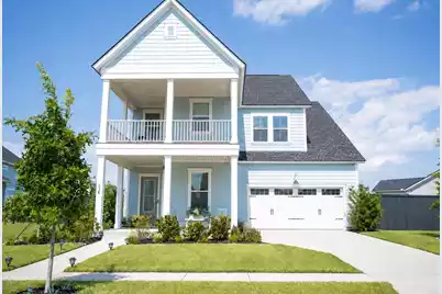 134 Morton Street E, Summerville, SC 29486 - Photo 1
