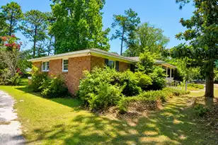 2112 Carolina Ave W, Hartsville, SC 29550 - Photo 2