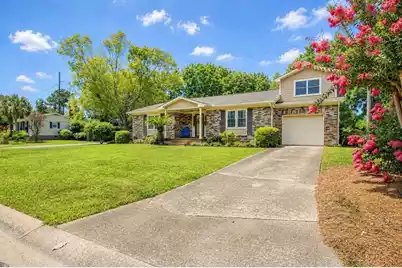 1119 Island View Drive, Mount Pleasant, SC 29464 - Photo 2