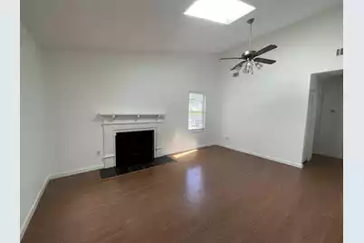 137 Manchester Road, Summerville, SC 29486 - Photo 2