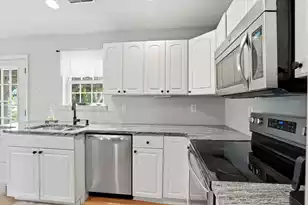 1102 Huger St, Moncks Corner, SC 29461 - Photo 8