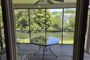 1083 Wayfarer Ln, Charleston, SC 29412 - Photo 2