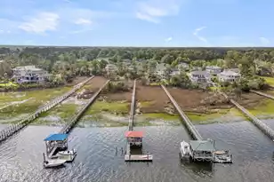 1716 Bowline Dr, Mount Pleasant, SC 29466 - Photo 102