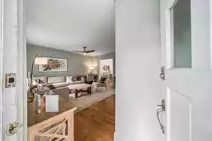 17 8th Ave, Charleston, SC 29403 - Photo 6